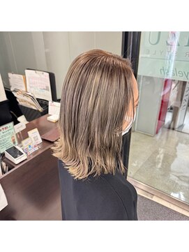 アイズ 本厚木(AIZU) ハイトーンカラー