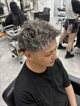 メンズカット リア(Men’s cut riah) ツイストスパイラルパーマツイストパーマメンズパーマ刈り上げ