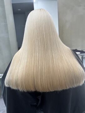 エルメトーキョーバイユアーズ(L'me TOKYO by youres) 抜きっぱなしブロンド