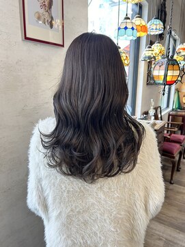 フェイバー 警固店(FAVOR) グレージュ/ブリーチなし/パーソナルカラー/オージュア/髪質改善