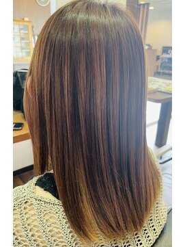 ヘアーズアンブル(hair's Amble) うる艶感MAXメテオストレート