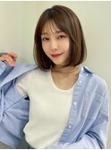 ハイライト白髪ぼかしダブルカラーインナーカラーショートボブ
