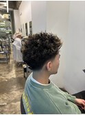 【MEN’S HAIR/サーフカール/刈り上げセンターパート/千葉】