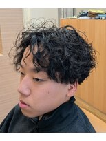 トウキョウケン(Tokyoken)&nbsp;センターパートツイストスパイラルハードパーマ