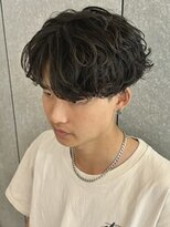 ニアウ 太田店(Niau)&nbsp;シャドウパーマセンターパート波巻きスパイラルパーマ群馬太田