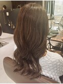 20代30代レイヤーカット/艶髪明るめカラーグレージュ