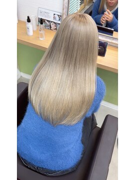 オリビアヘアー(OLIVIA HAIR) ハイトーンミルクティーベージュ×最高峰髪質改善ケア