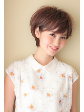 レウナ 外苑前(Reuna) 【３０代・４０代・５０代】大人の女性に人気の耳かけショート