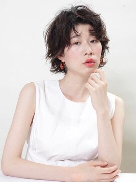 エムスラッシュ アヴェダ 自由が丘(M.SLASH AVEDA) 【M.SLASH】エフォートレスシックなカールショート