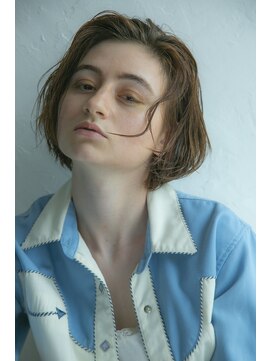 ミエル ヘア 新宿(miel hair) 〈mielhair新宿〉無造作かきあげボブ