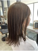 ブリーチなし明るめベージュカラー【安田汐里】
