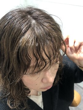 リトルクイニー(LittleQueenie) ☆ロブパーマスタイル☆前髪パーマオススメです！