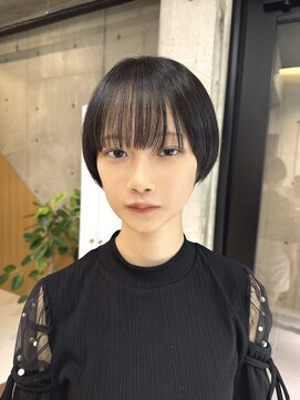 ナギ(nagi) マッシュショート