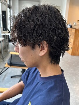 フゥ 宇都宮(FeU) 波巻きパーマメンズパーマメンズヘアツーブロックツイストパーマ