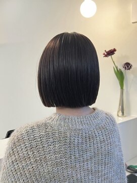 ソッカ(socca) 切りっぱなしミニボブ