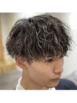 クオル 円山(QOL)&nbsp;縦落ちツイストスパイラルパーマツイスパハイライトメッシュ