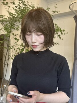 グリップ(GRIP) オリーブミルクティーベージュミニウルフ丸みボブ/オオタユキ