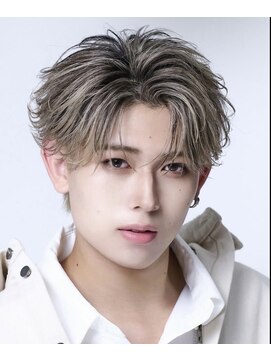 ゴールド 大阪 梅田店(GOALD) フェザーショート