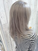 トムキャット(TOM CAT)&nbsp;【新宿tomcat】新素材ブリーチシルバーベージュ