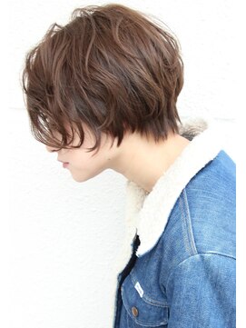 レウナ 外苑前(Reuna) 大人かわいい 小顔 大人 ショートボブ ニュアンスパーマ