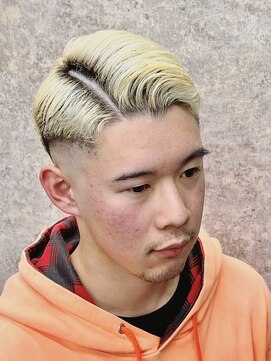 ヘアサロン シュウ 【戸田公園5分/メンズバーバー】ブリーチスキンフェード