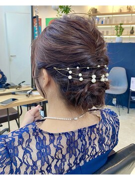 イースエモーション(ease et motion) お呼ばれヘアセット