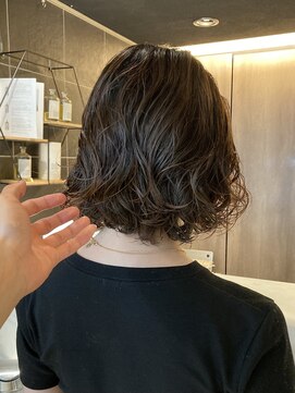 クーラ(Cura) クリープパーマ×大人ショートボブ×ウェーブ 20代30代40代