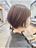 20代 30代 ふんわりショートボブ笑