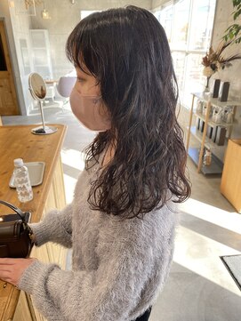 リコ(liko) 柔らかい質感ウェーブパーマ