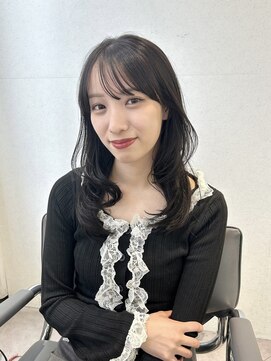 ユーフォリア 渋谷グランデ(Euphoria SHIBUYA GRANDE) レイヤーカット　くびれ巻き