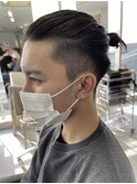 大分刈り上げミディアムマンバンヘアレイヤーボブカット