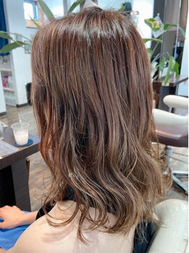 トゥルートラスト アン 下石田店(True Trust un) アッシュベージュバウンシーカール＊レイヤーニュアンスパーマ