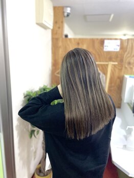 ソメツヤ 白石店(染TSUYA)の写真/髪のプロが厳選した【オリジナルトリートメント】!ハイダメージ毛も諦めていた方もぜひお試しを★