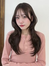 ルフェリ(Lufeli)&nbsp;【Lufeli】いとうりお　ハッシュカット/バタフライカット/顔周り