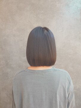 アンバール(amberl) ストレート ボブスタイル