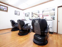 落ち着いた店内が特徴のメンズサロン♪