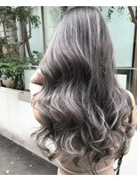 ヘアカロン 熊本本店(Hair CALON)&nbsp;ホワイトグレー