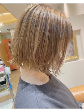 リタ(Lita) ☆ラテベージュ　ぱつっとbob