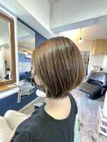 桜夏(ouca) 段を入れないコンパクトボブ