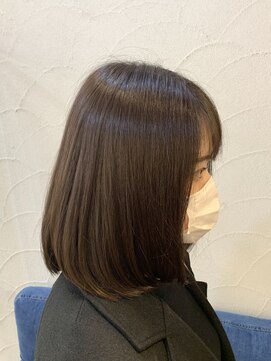 グーフォ(gufo) 重め♪ミディアムボブ♪