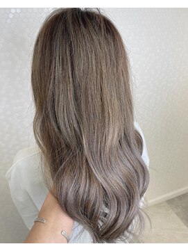 ヘアーアンドメイク ドレス(DRESS) 透明感カラー