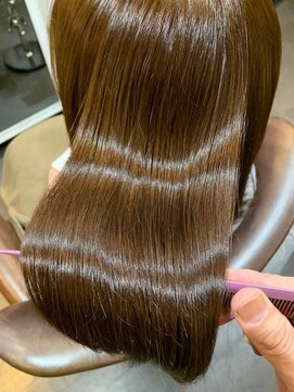 ピスケス(pisces) 髪質改善　トリートメント　２０代３０代４０代　縮毛矯正