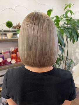 アン(Hair make un) ミルクティーベージュ