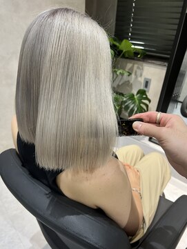 シアン(.Xian) ホワイトベージュ（ブリーチ/ハイライト/インナーカラー）