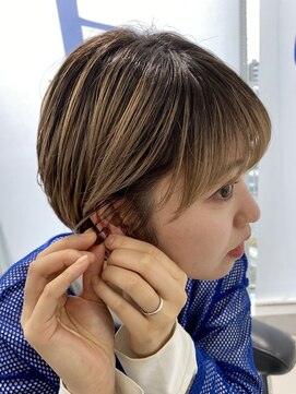 エアー 青山(AIR) 【耳掛けコンパクトショート】