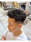 宮城リョータ　オールバック　フェード　メンズパーマ