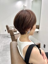 エブリ(evri) 「evri」乾かすだけで頭の形が綺麗に見えるショートボブ