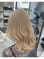 エトワール(ETOILE)&nbsp;神戸三ノ宮ミルクティーベージュブリーチハイトーンムラ修正