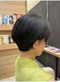 大人可愛いショートレイヤー