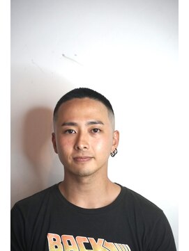 アパッシュ 大町店(Apache) BuZZカット